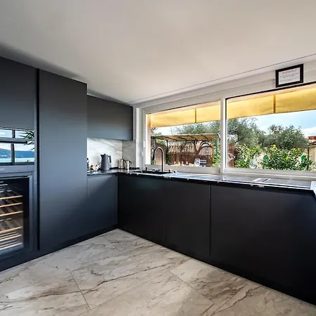 Valerie Luxury House And