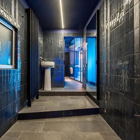 Valerie Luxury House And