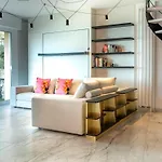 Valerie Luxury House And Villa