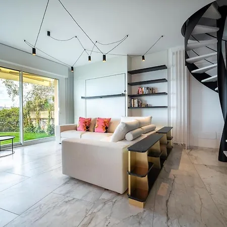 Valerie Luxury House And *