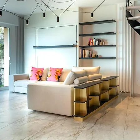 Valerie Luxury House And Villa