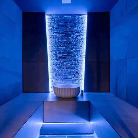 Villa Valerie Luxury House And *
